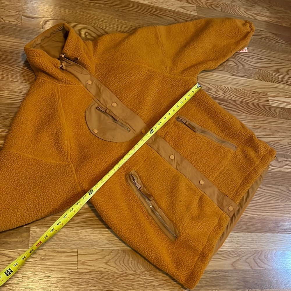 Free People Movement Hit The Trails Fleece Teddy Jacket size Medium NWT - Picture 10 of 12